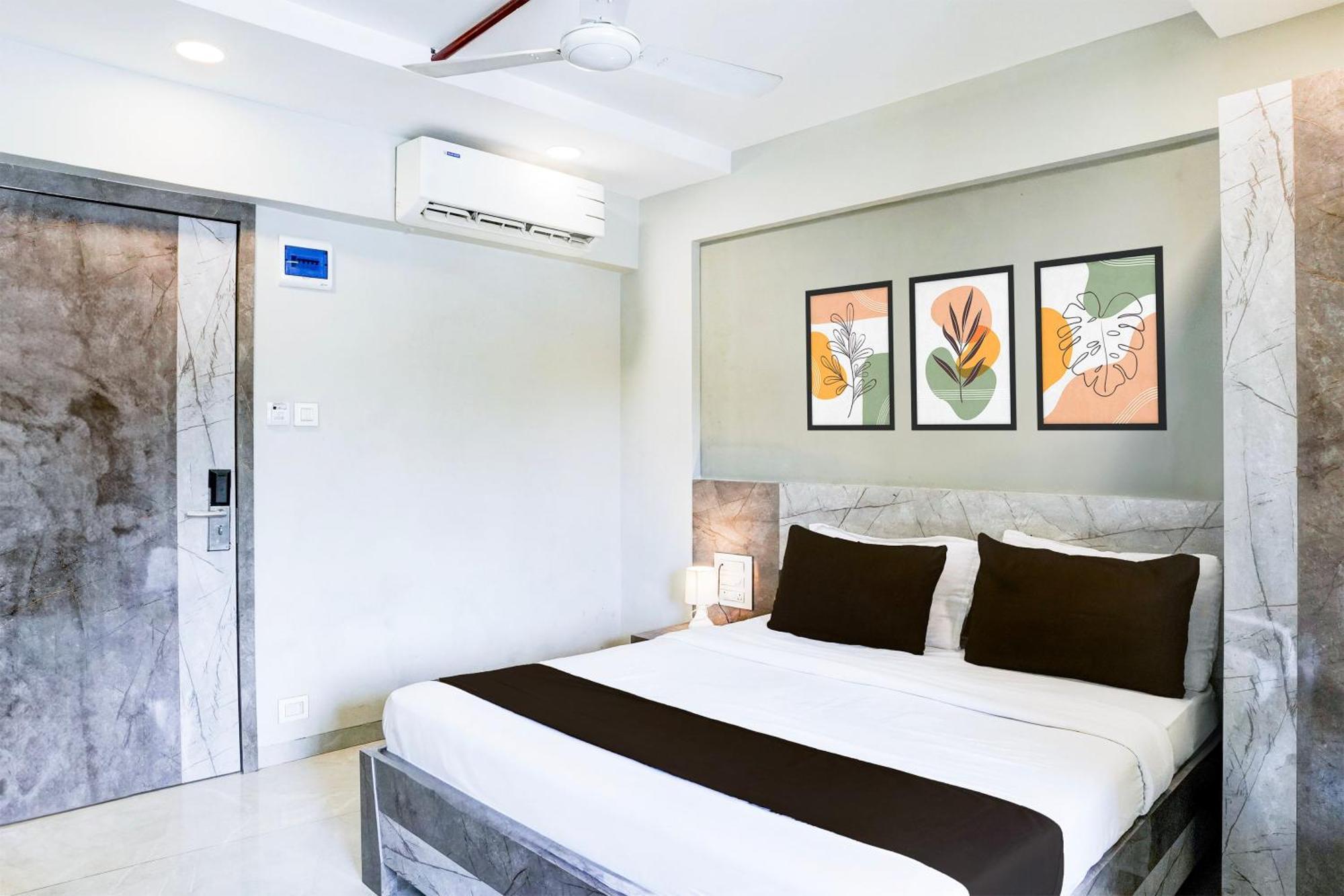 Hotel Super Townhouse Oak Vashi Turambhe Zewnętrze zdjęcie